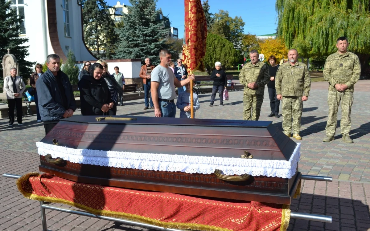 Два роки надії та – Чортківщина зустріла Воїна Колісника Василя «на щиті»