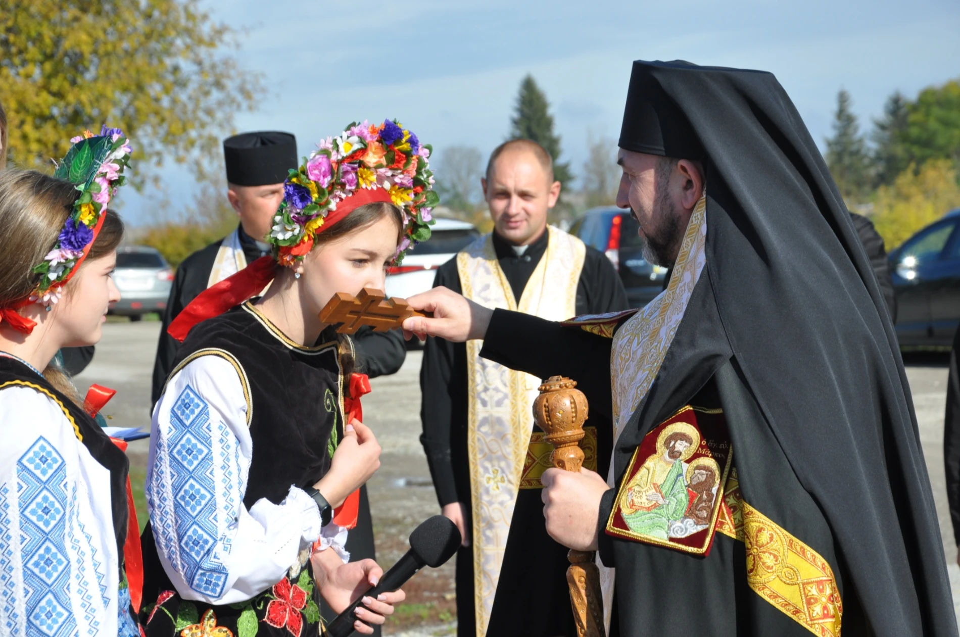 «Слава Тобі, наш Ісусе, слава Тобі, наш Господь»: у Старій Ягільниці постала велична фігура Христа