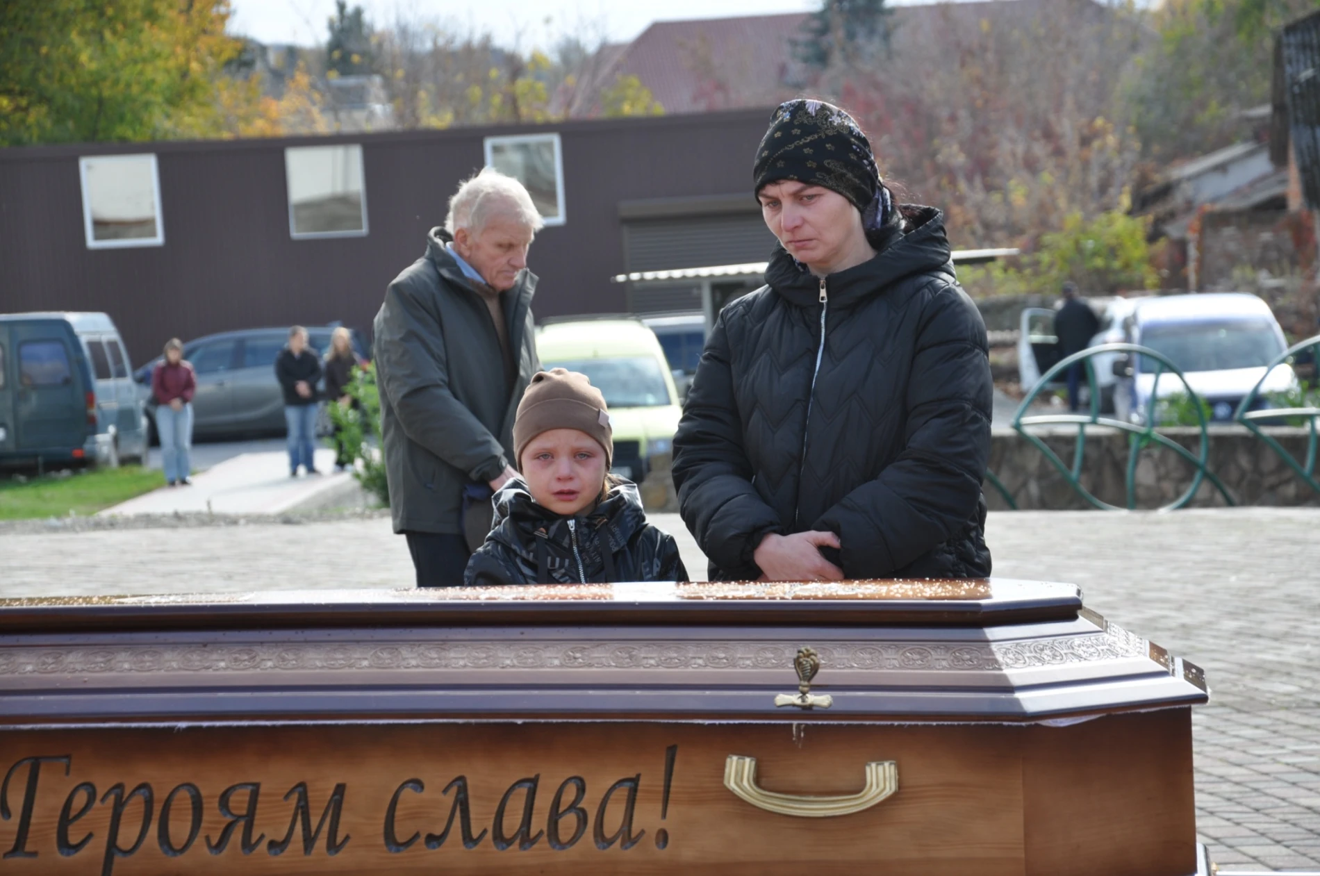 141-им «човником причалив» до катедрального собору Чорткова загиблий на війні Герой Левенець Василь