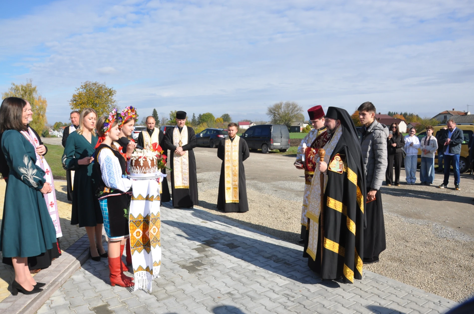 «Слава Тобі, наш Ісусе, слава Тобі, наш Господь»: у Старій Ягільниці постала велична фігура Христа