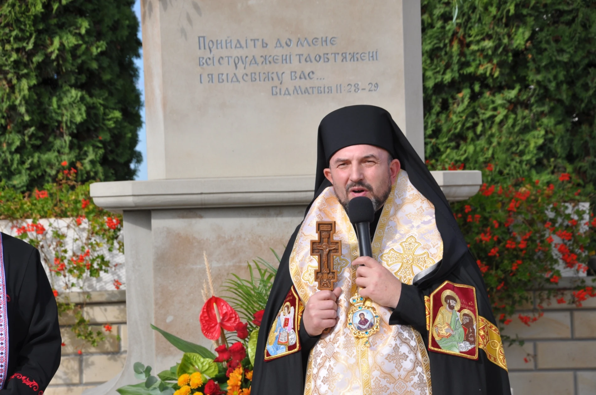 «Слава Тобі, наш Ісусе, слава Тобі, наш Господь»: у Старій Ягільниці постала велична фігура Христа