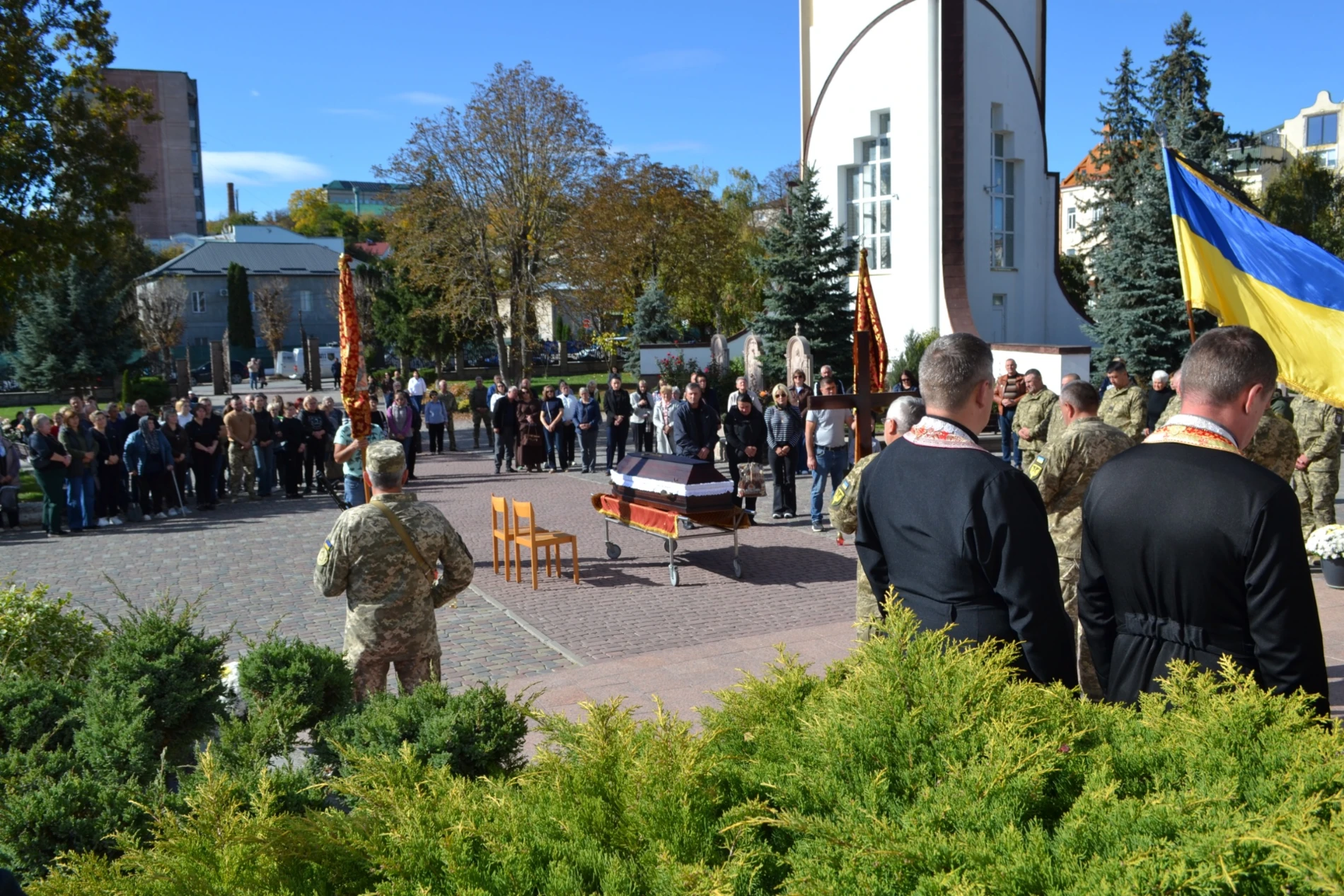 Два роки надії та – Чортківщина зустріла Воїна Колісника Василя «на щиті»