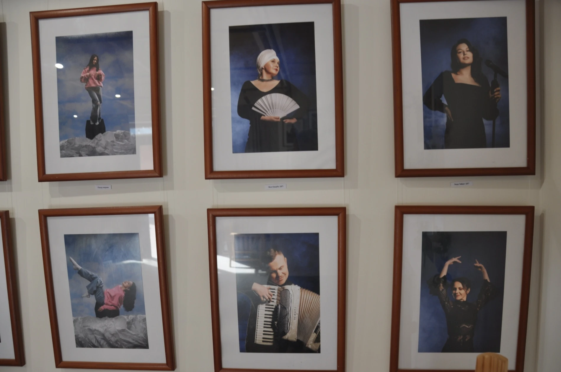 «Дивитися» – запрошує переглянути персональну виставку чортківський фотохудожник Антон Гонтар