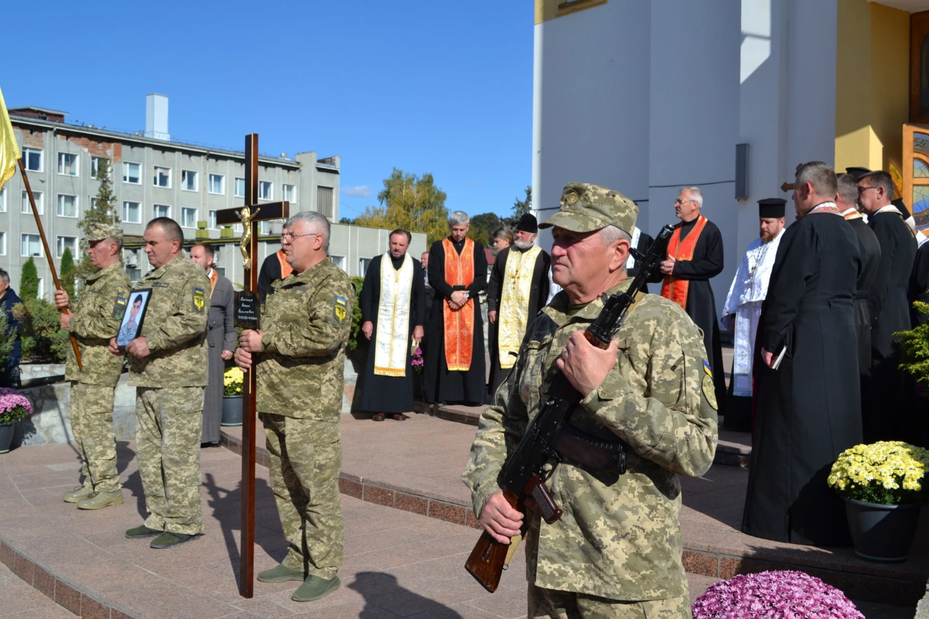 Два роки надії та – Чортківщина зустріла Воїна Колісника Василя «на щиті»