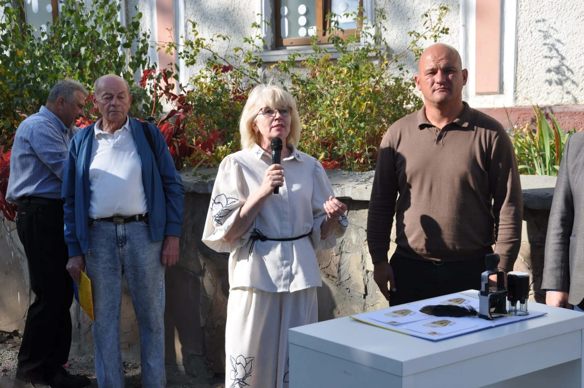 Місточок, що єднає людей за тисячі кілометрів: пошті у Чорткові – 140 років!