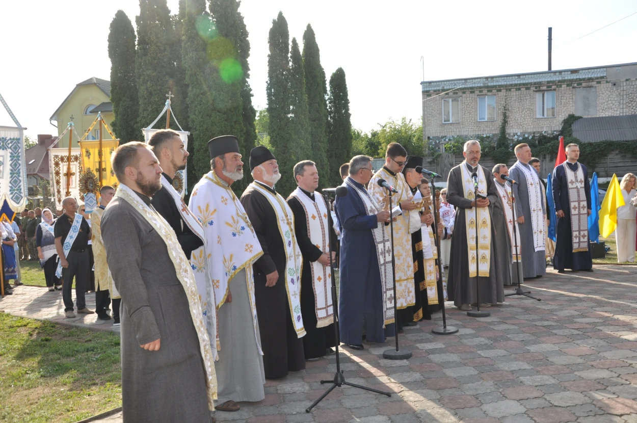 У Чорткові відбувся спільний молебень за мир та єдність України