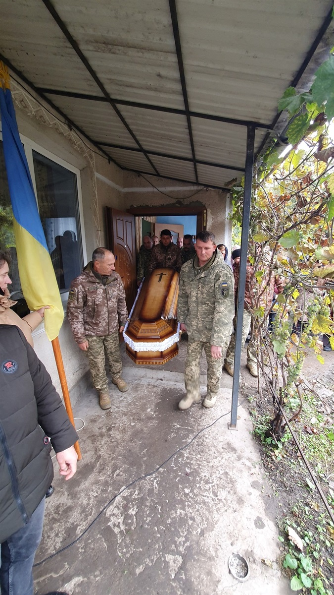 У Пробіжні Колиндянської громади попрощались із Героєм Яніцьким Андрієм
