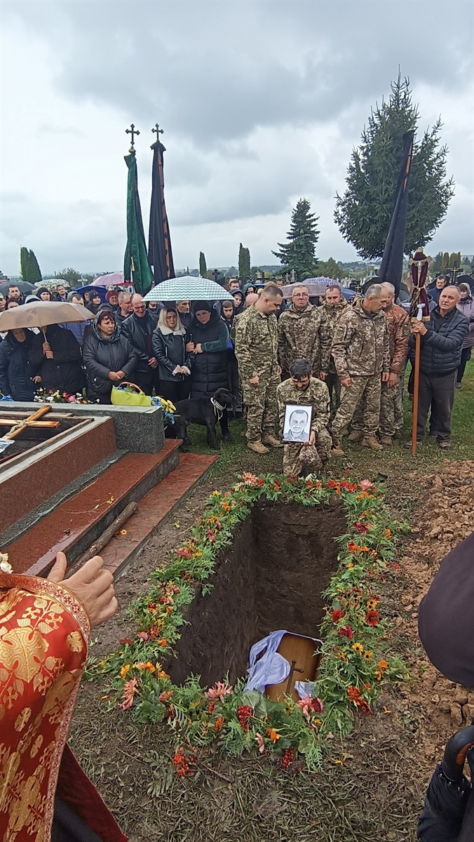 У Пробіжні Колиндянської громади попрощались із Героєм Яніцьким Андрієм
