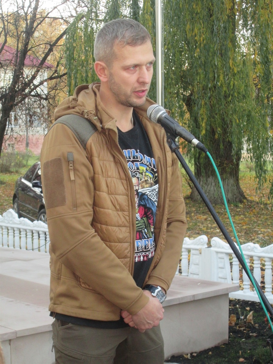«Забути – це значить зрадити!»: у Яблунові відкрили «Алею Героїв»