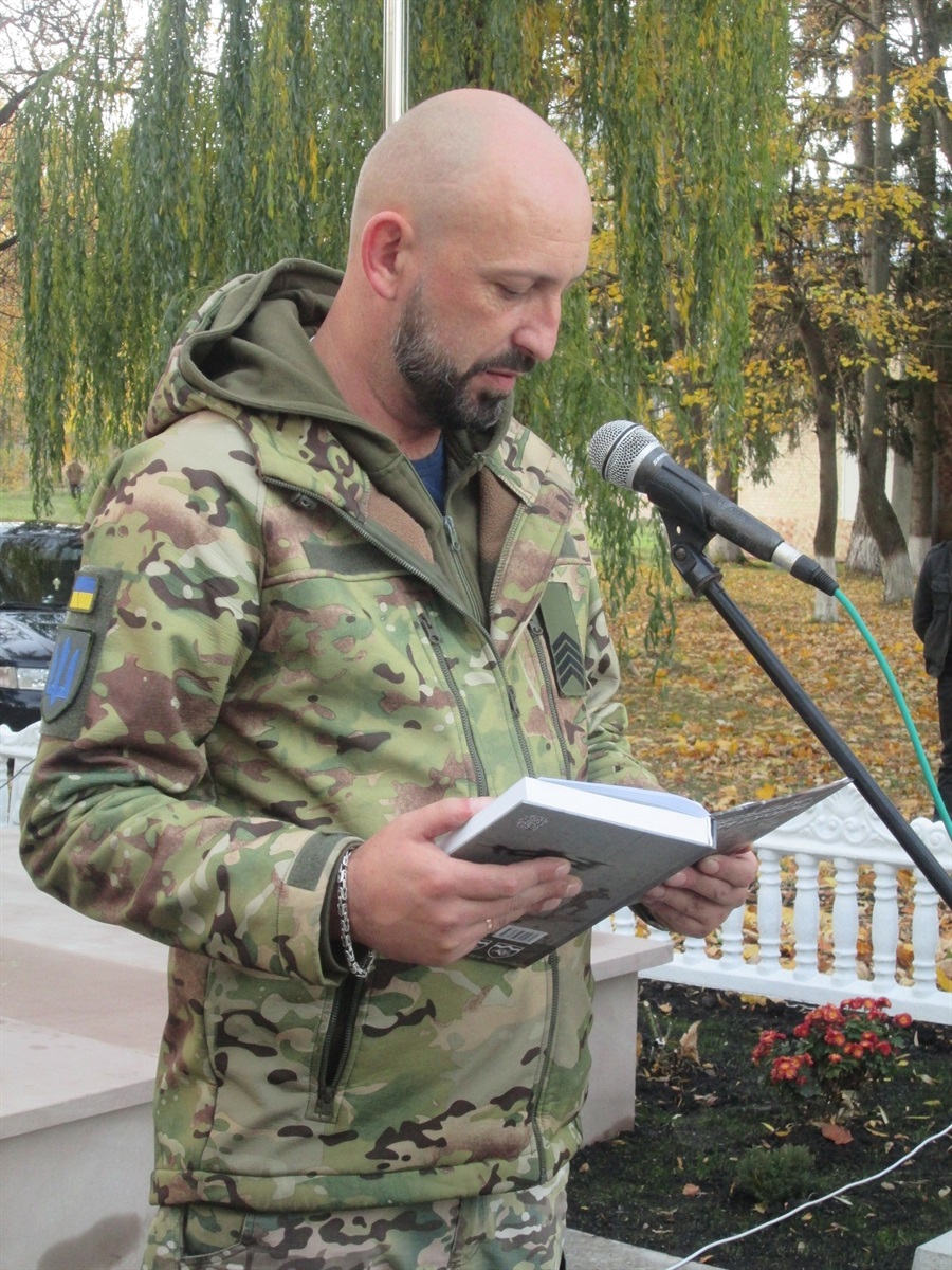 «Забути – це значить зрадити!»: у Яблунові відкрили «Алею Героїв»