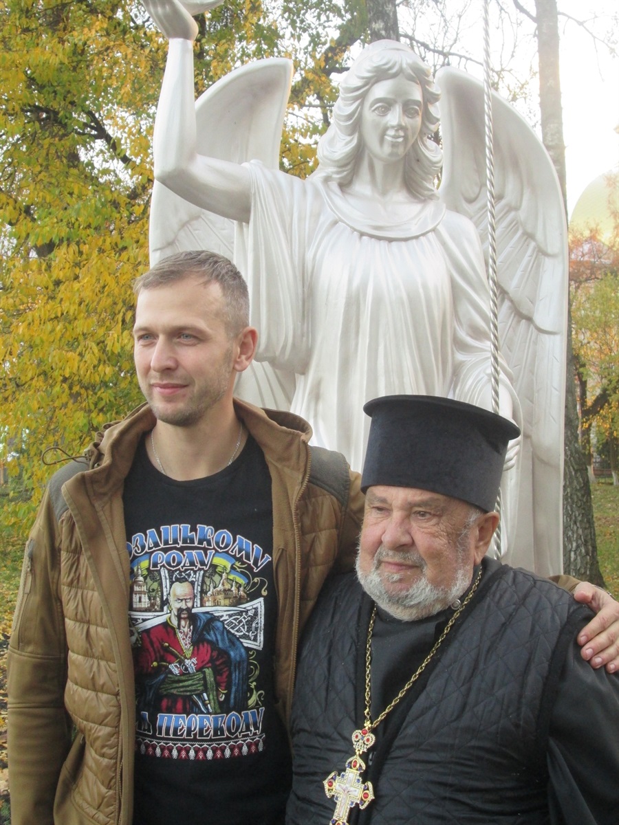 «Забути – це значить зрадити!»: у Яблунові відкрили «Алею Героїв»