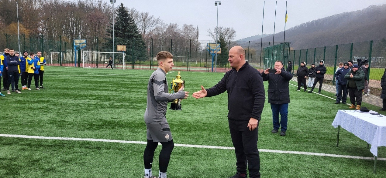 Чортківський футбол: Кубок святого Миколая поїхав до Копичинців