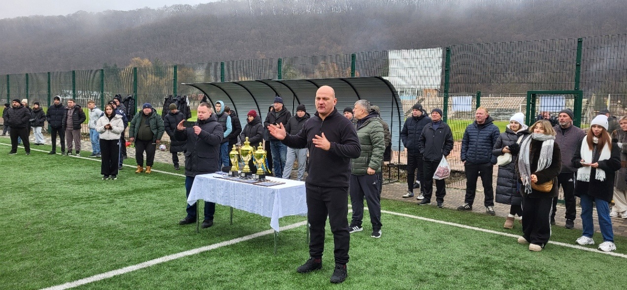 Чортківський футбол: Кубок святого Миколая поїхав до Копичинців