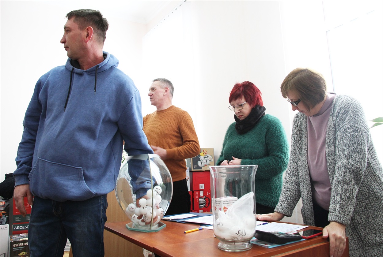 Восьмий розіграш призів від «Голосу народу»: географія переможців – від Хоросткова до Монастириської