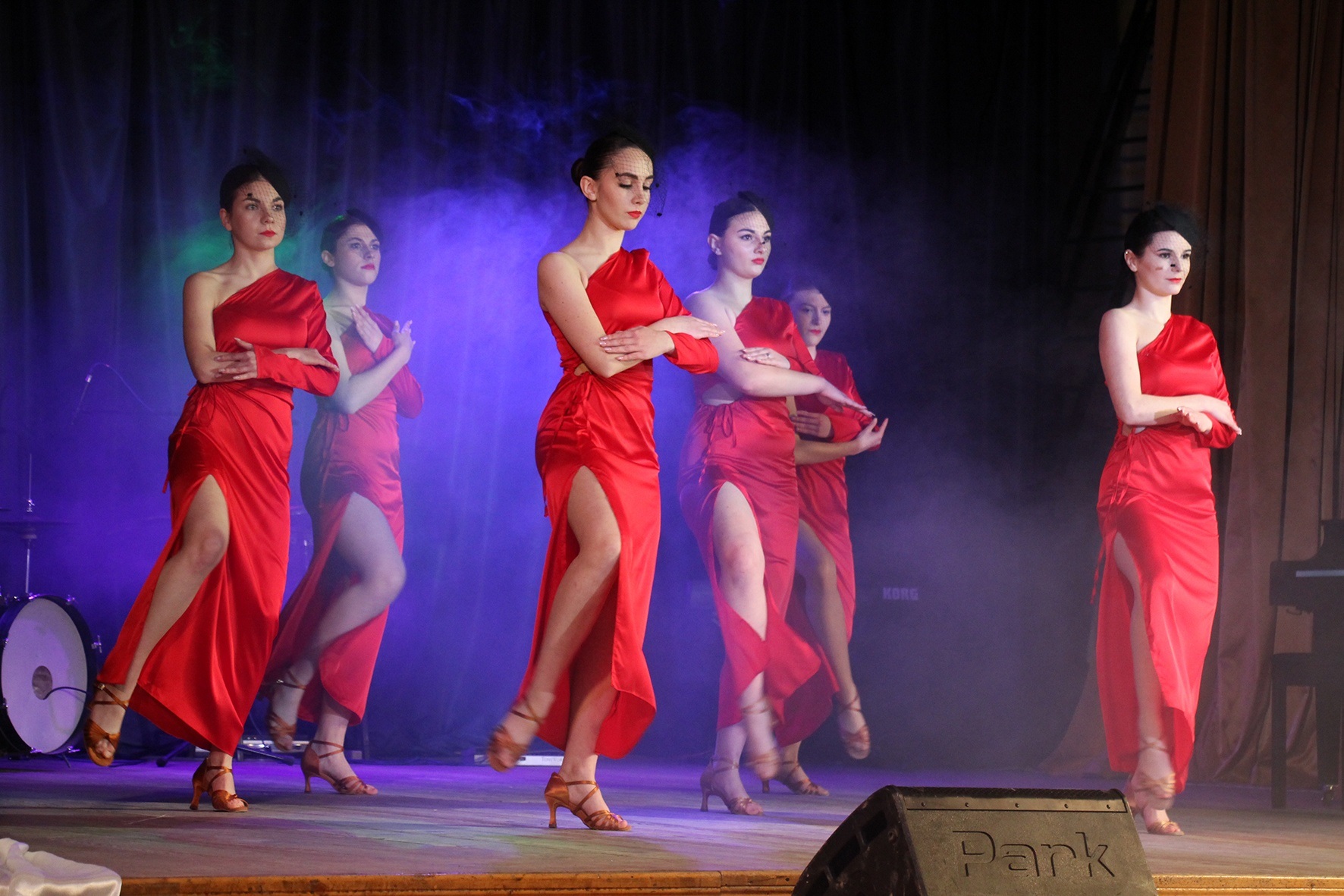 «Я – просто жінка!»: у Чорткові відбувся концерт, кошти з якого підуть на лікування нашої колеги