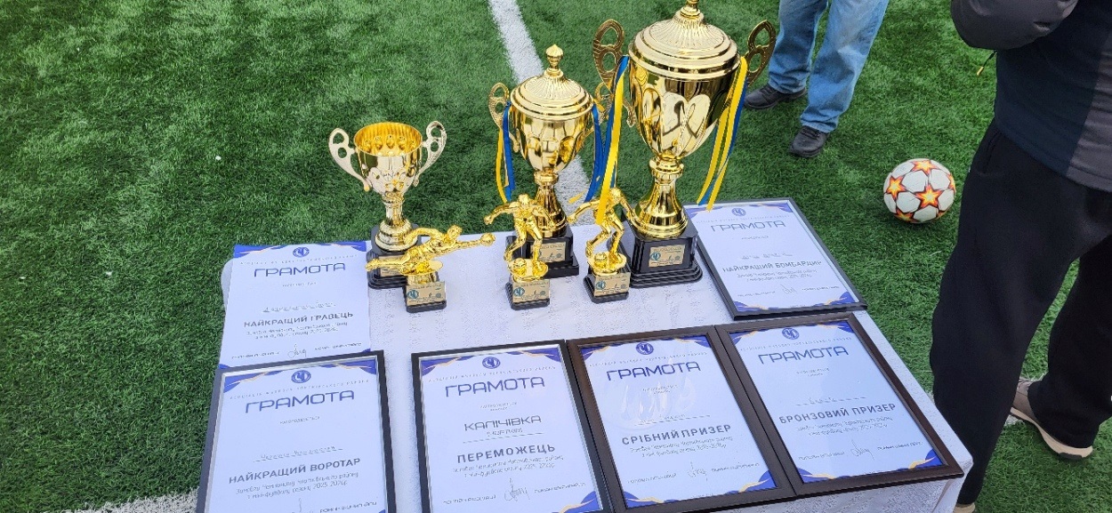 Зимова міні-футбольна першість Чортківщини-2026 завершилася, чемпіон та призери відомі