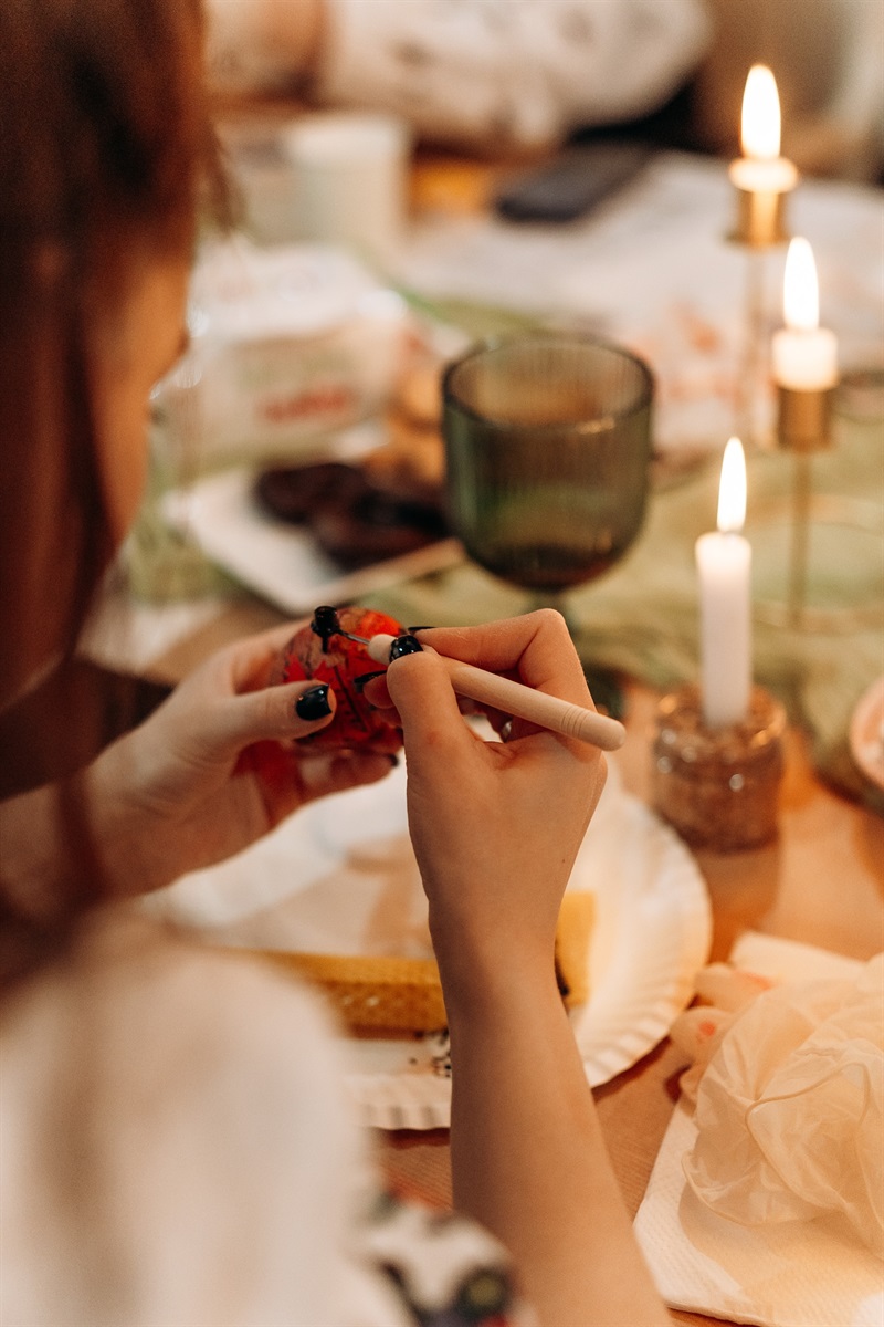 TVORY і відпочивай душею: у Чорткові відбувся майстер-клас з писанкарства