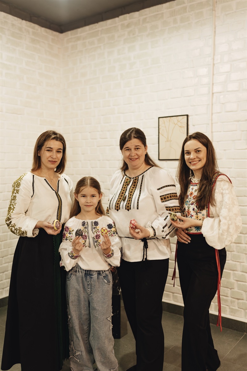 TVORY і відпочивай душею: у Чорткові відбувся майстер-клас з писанкарства