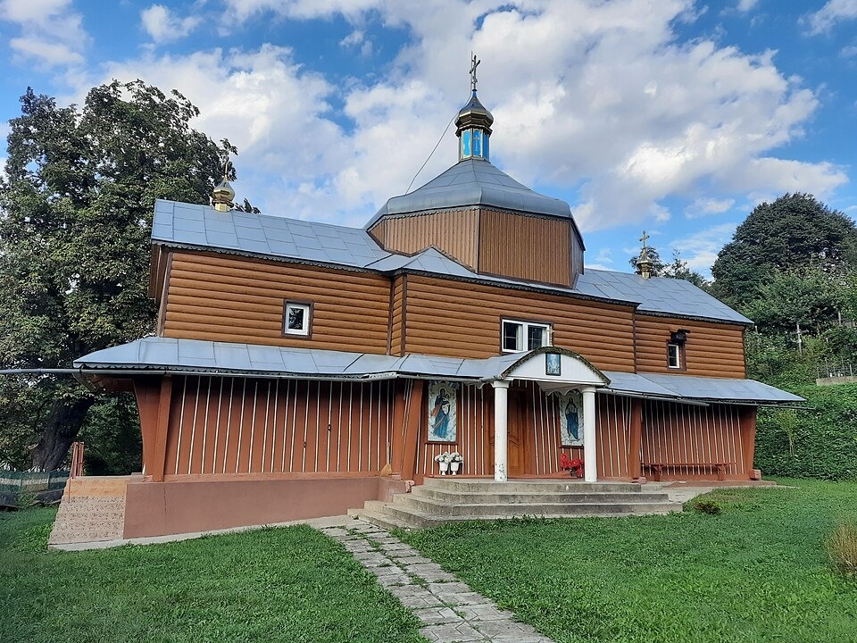 «Я є воскресіння і життя…»: храми Чортківщини – іменинники на Великдень