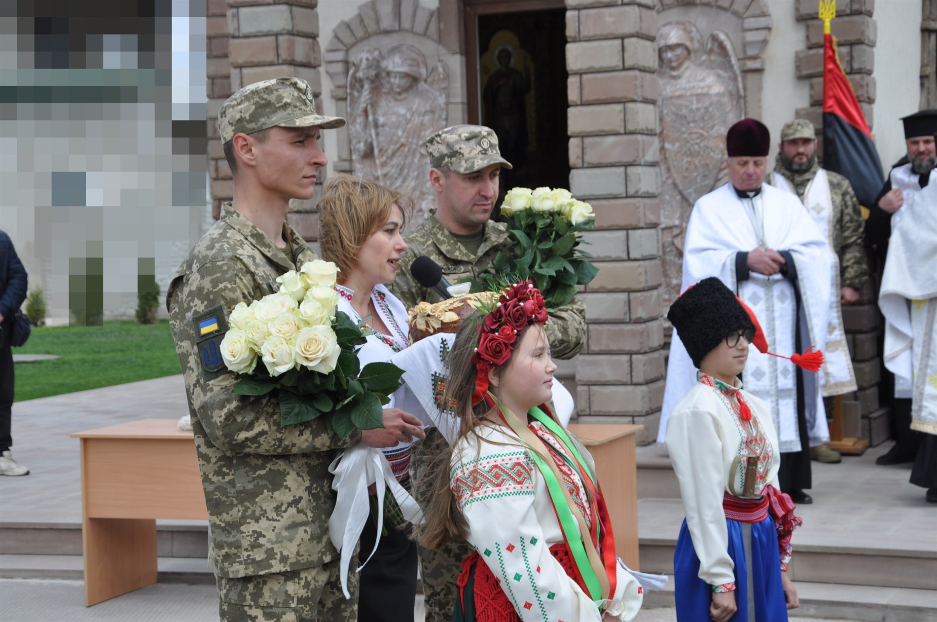 На Юрія закладено, на Юрія й освячено: у військовій частині на Тернопільщині постав красень-храм