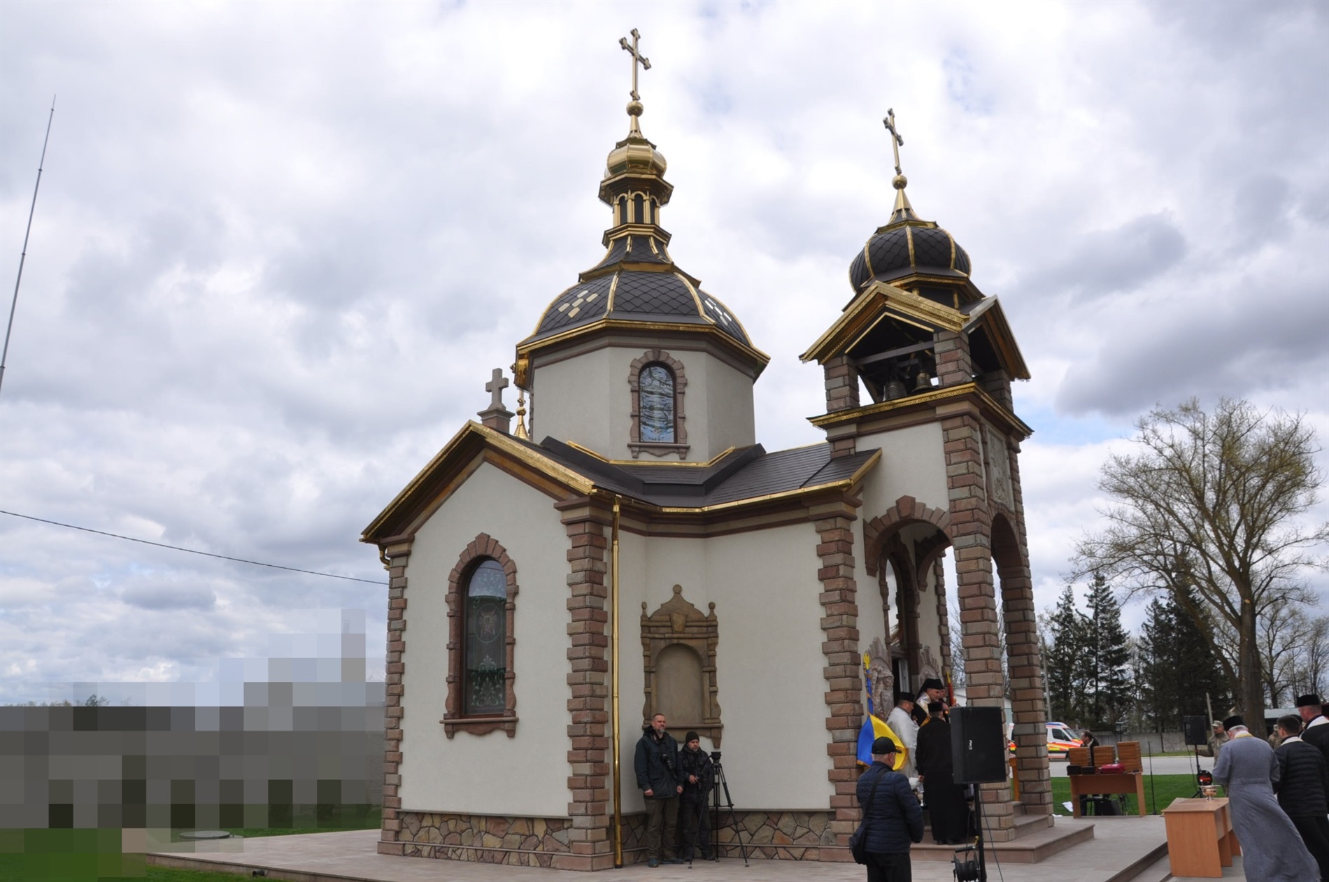 На Юрія закладено, на Юрія й освячено: у військовій частині на Тернопільщині постав красень-храм
