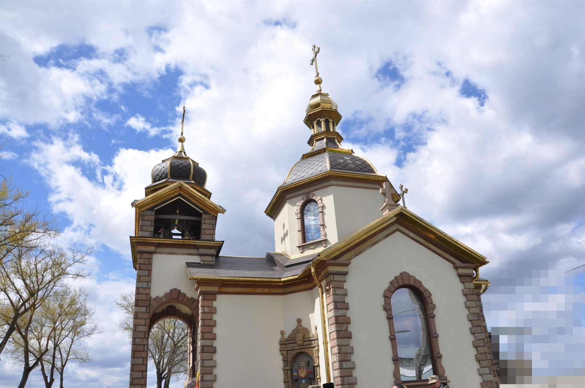 На Юрія закладено, на Юрія й освячено: у військовій частині на Тернопільщині постав красень-храм