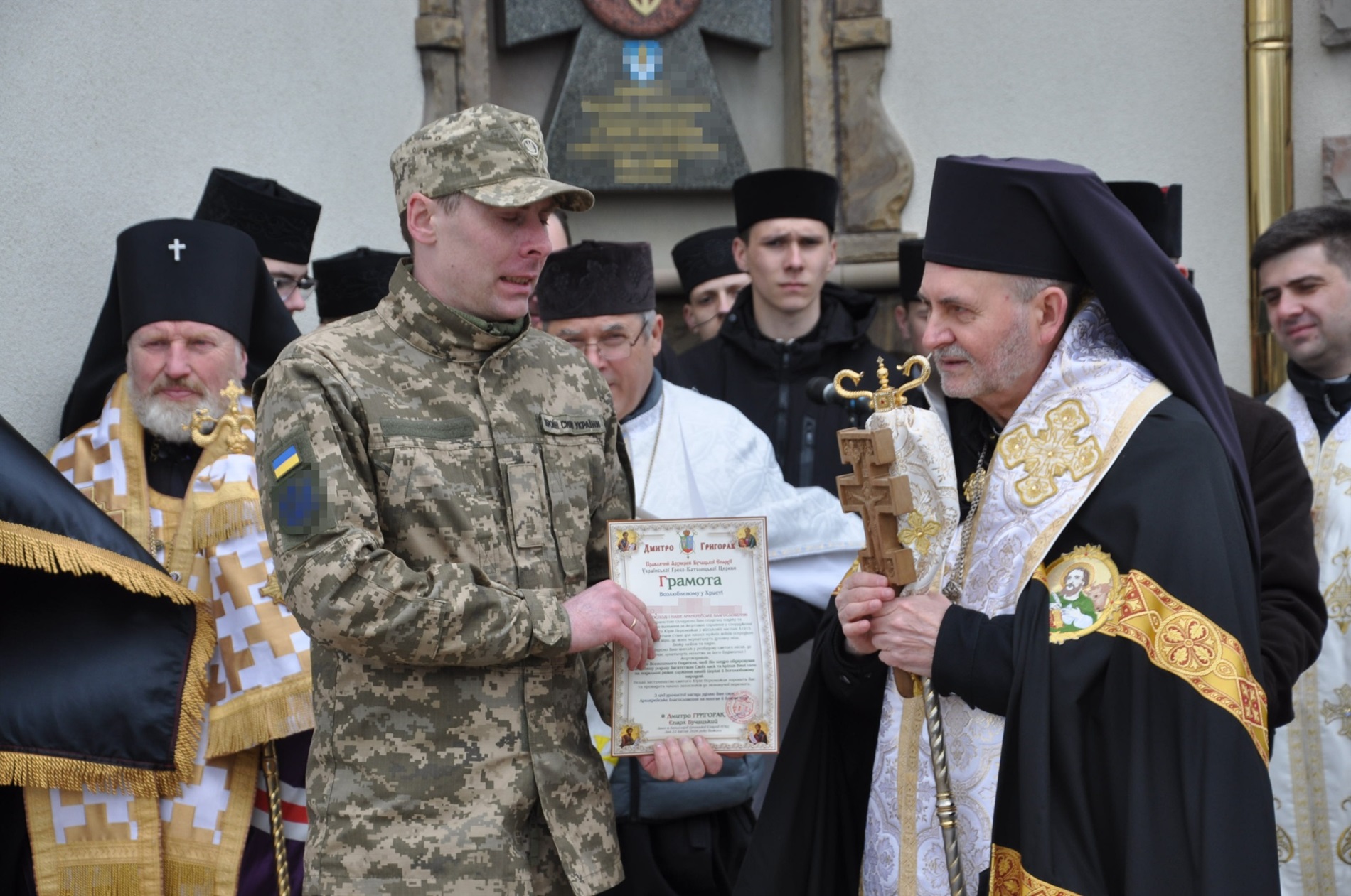 На Юрія закладено, на Юрія й освячено: у військовій частині на Тернопільщині постав красень-храм