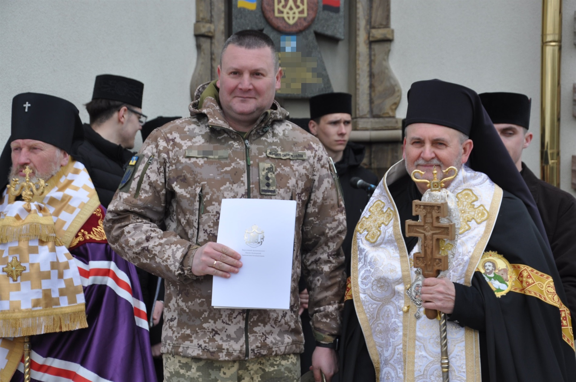 На Юрія закладено, на Юрія й освячено: у військовій частині на Тернопільщині постав красень-храм