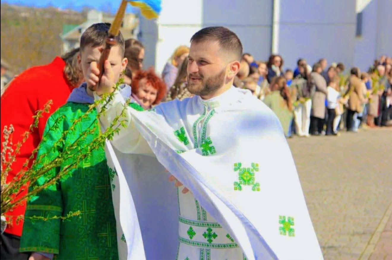 Отець Степан Тацій родом зі села Базар на Чортківщині: «Я піду за Христом, моя мамо»